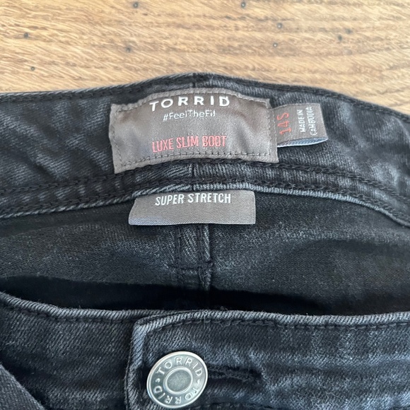 Torrid #feel the fit luxe slim boot cut black jeans size 14 short - Picture 3 of 6
